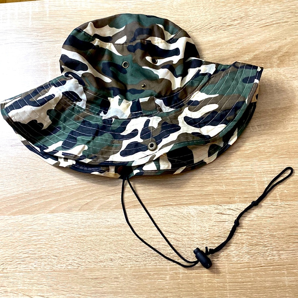 Adventure Green Cream Camo Outdoor Hiking Summer Hat w/ Adjustable Buttons S/M